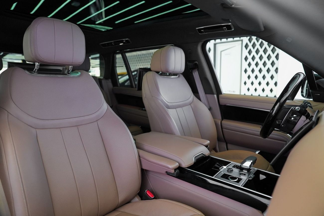 Land Rover Range Rover LWB HSE P530 4.4L