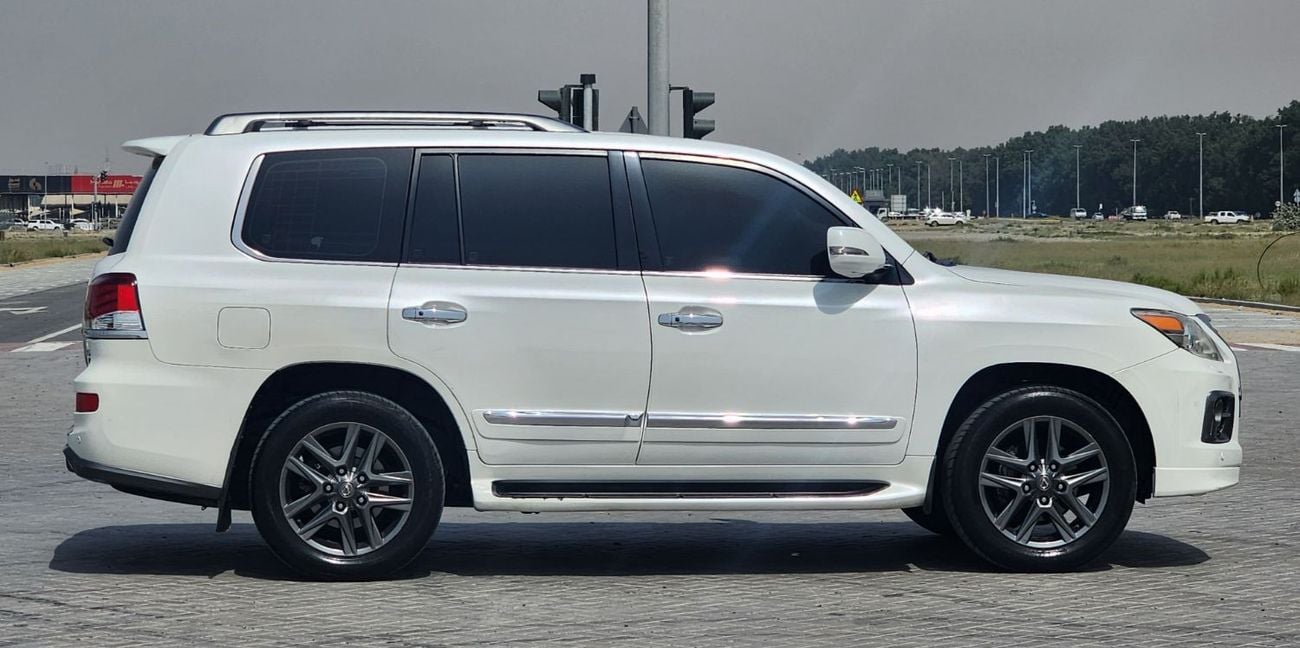 Lexus LX 570