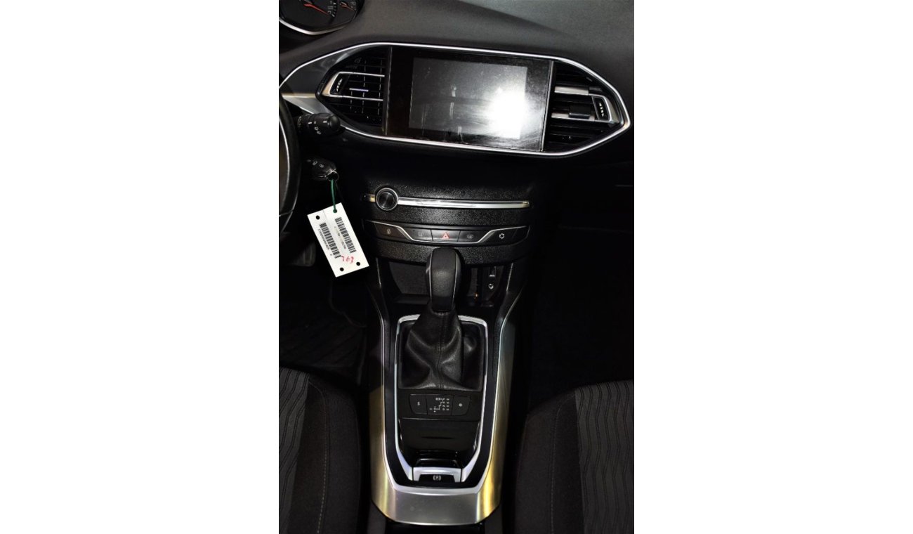 Peugeot 308 SUPER NEAT & LOW MILEAGE Peugeot 308 Hatchback 2015 Model!! in Silver Color! GCC Specs