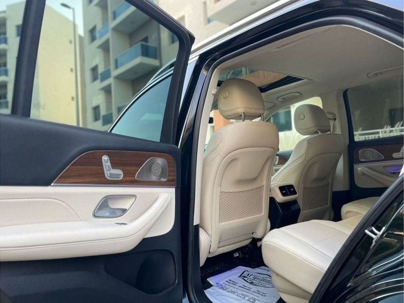 مرسيدس بنز GLE 350 2021 Mercedes Benz GLE Class 350 - 2.0L V4 Turbo - 360* CAM - Full Option 7 Seater - 26,700 Mileage