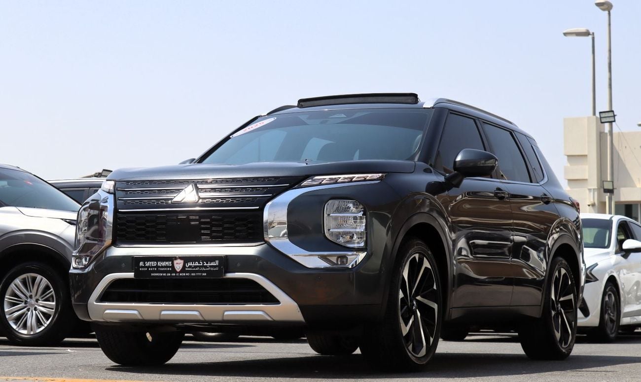 Mitsubishi Outlander GLX HIGHLINE ACCIDENTS FREE - GCC - H LINE - LOW MLAGE - PERFECT CONDITION INSIDE OUT