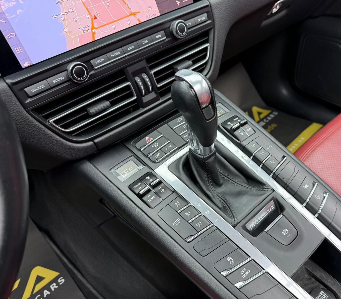 بورش ماكان 2021 Porsche Macan, 2026 Porsche Warranty, Full Porsche Warranty, Fully Loaded, GCC