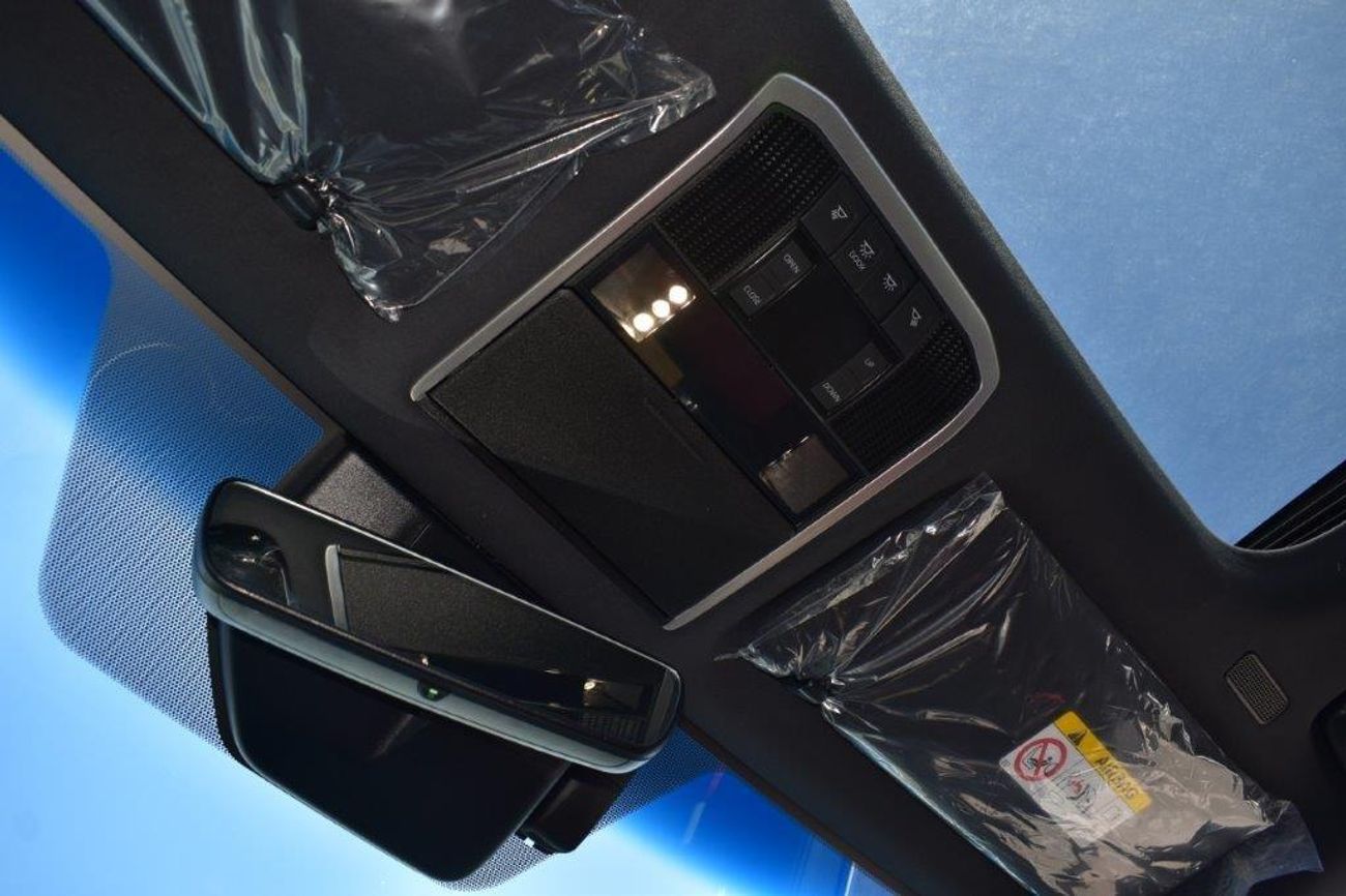 تويوتا لاند كروزر VXR 3.3L