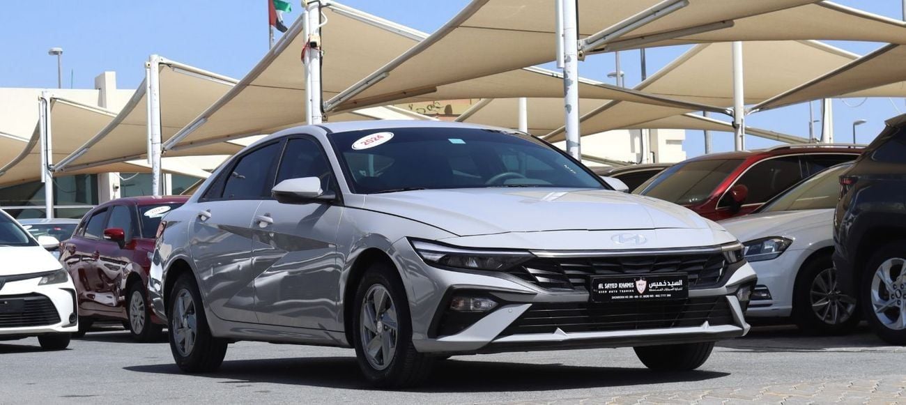Hyundai Elantra Smart 1.6L Hyundai Elantra 2024 - GCC - Accident-Free - 1.6L - Excellent Condition Inside and Out