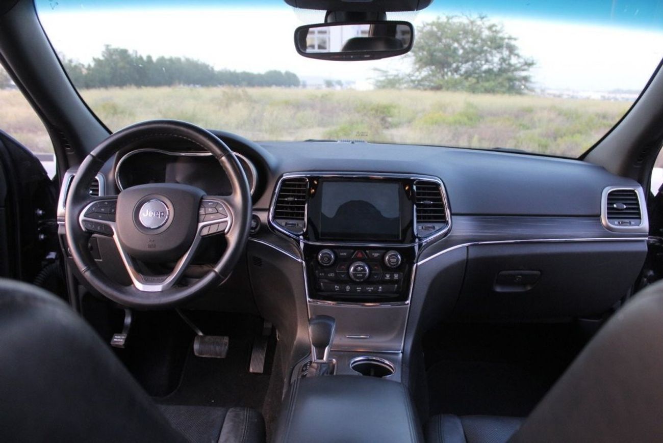 جيب جراند شيروكي ليميتيد غراند شيروكي2017