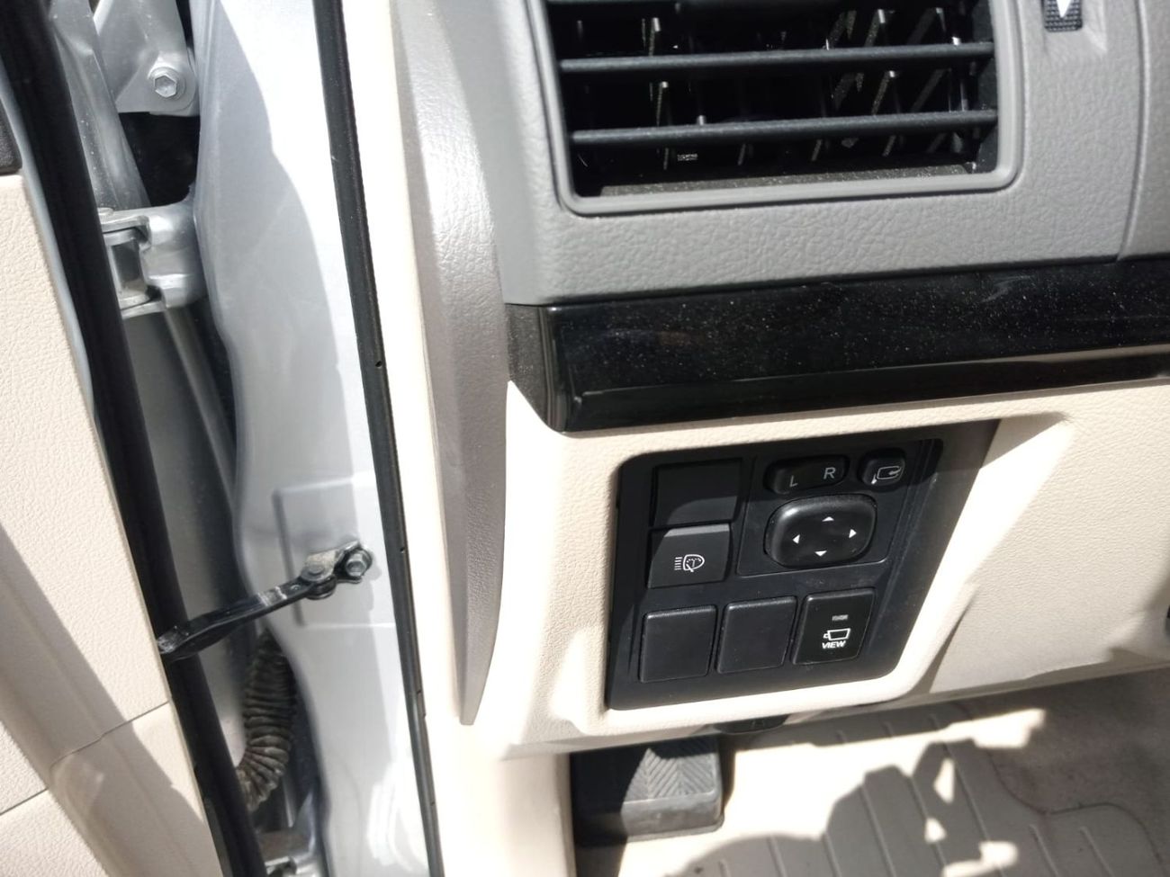 تويوتا برادو TOYOTA PRADO VX 4.0L