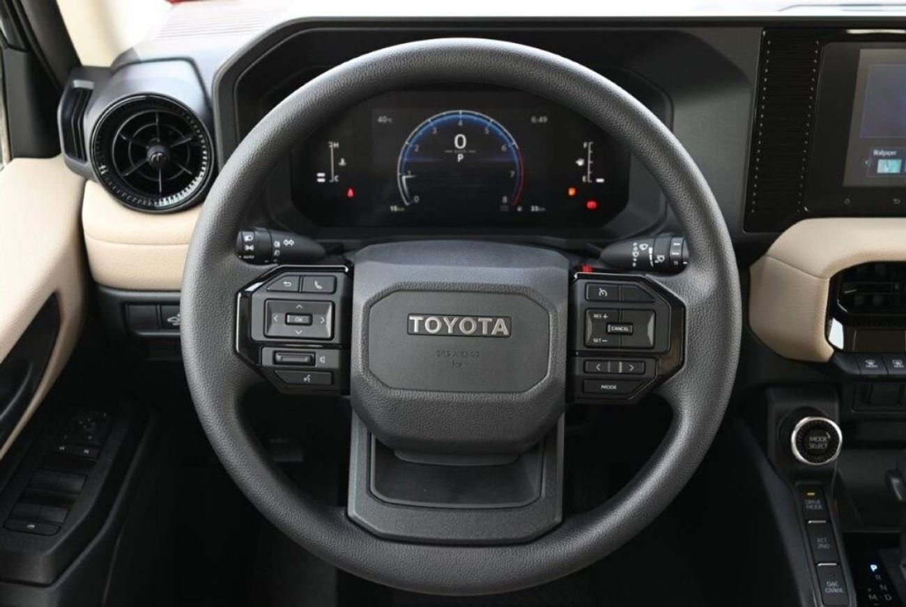 تويوتا برادو TXR 2.4L Turbo 7-Seat Automatic