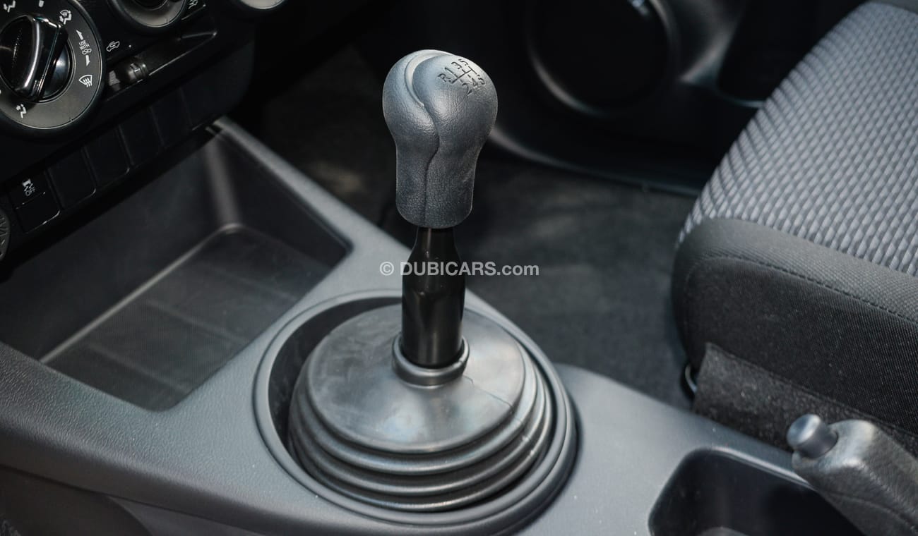 تويوتا هيلوكس 2.4L Diesel