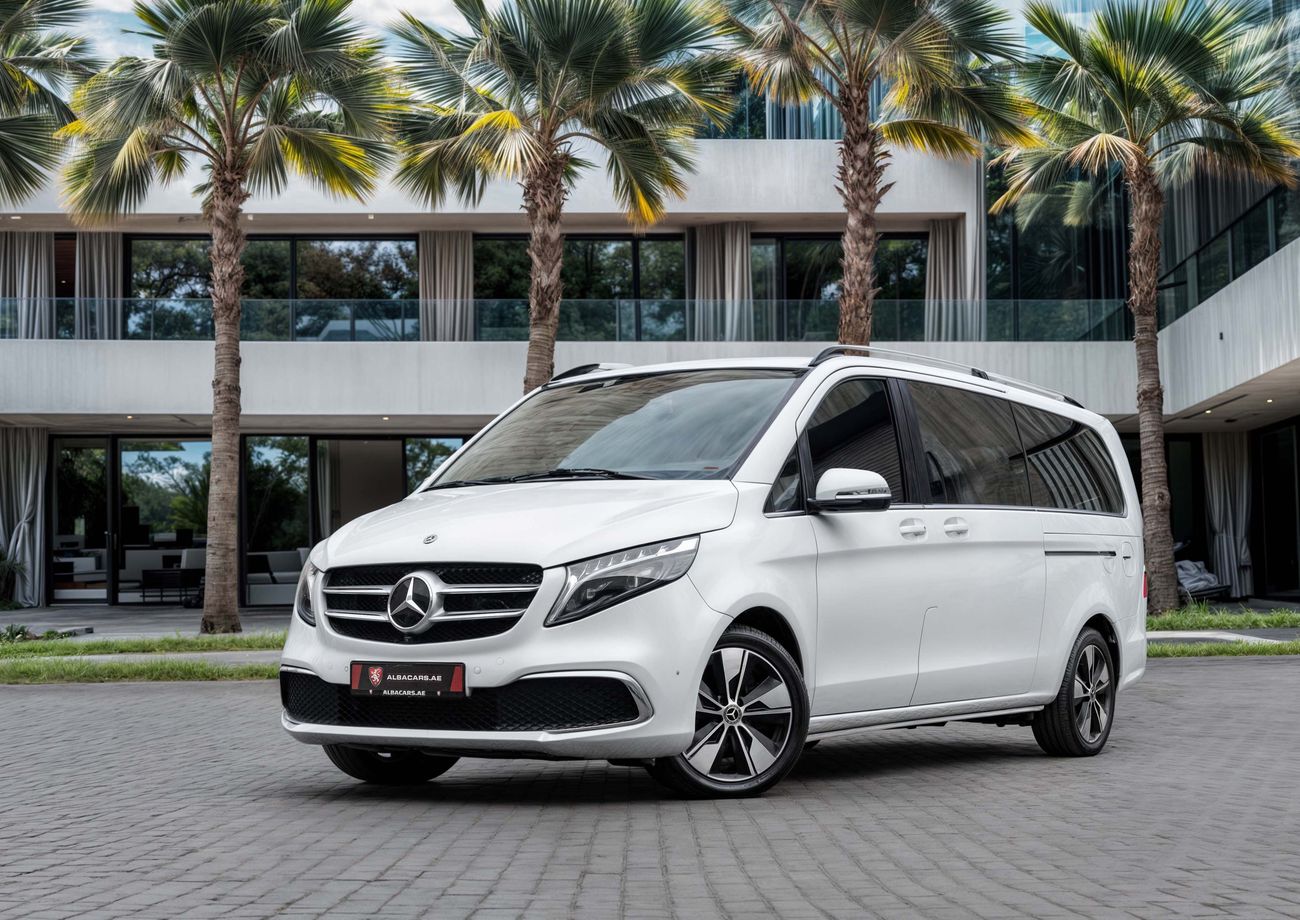 مرسيدس بنز V 250 V 250 | 4,113 P.M | 0% Downpayment | 7 Seats!