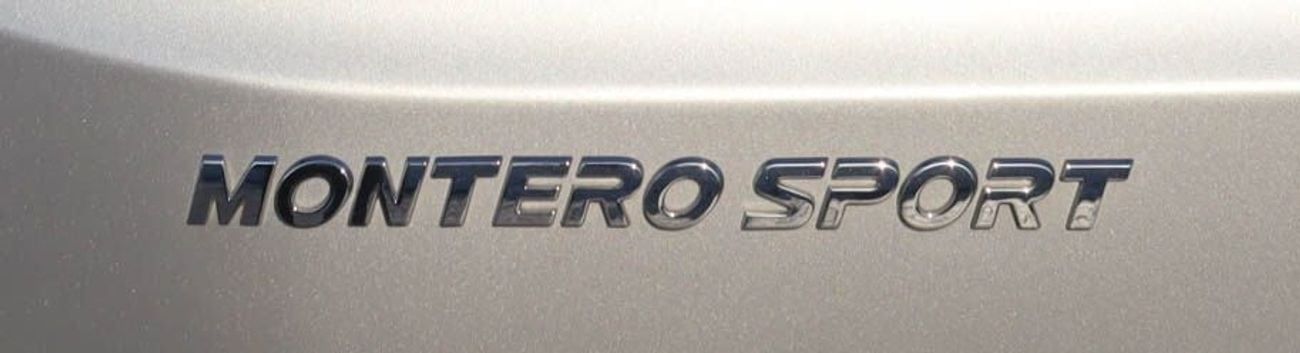 ميتسوبيشي مونتيرو سبورت GLS Premium 3.0L (7 Seater) Mitsubishi Montero Sport 2021 GCC, V6, Full Option, Accident Free, Excel