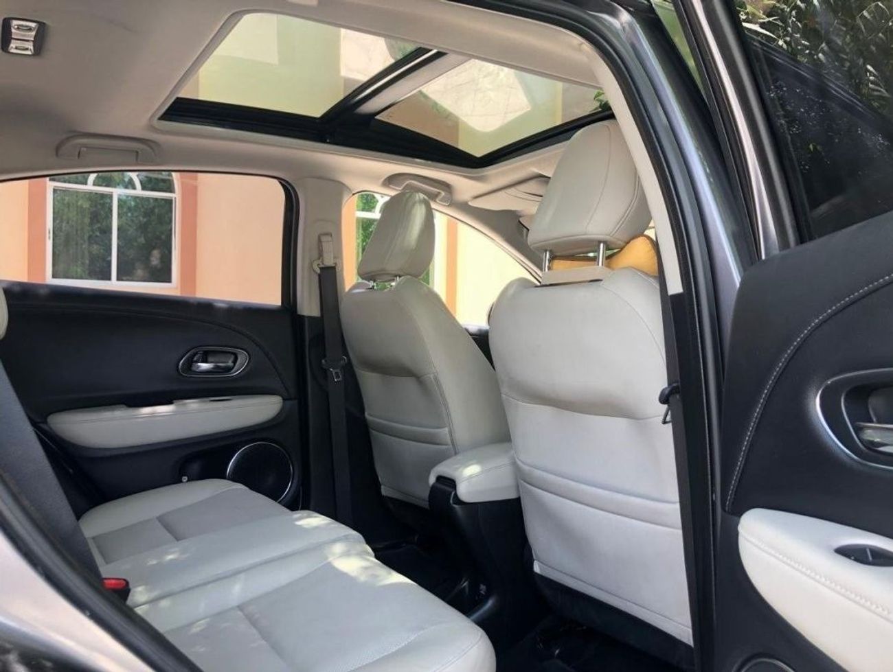 هوندا HRV HONDA,HR-V 2021 FULL OPTIONS GCC,panoramic