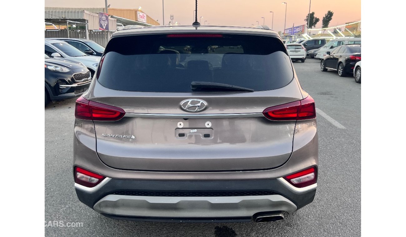 Hyundai Santa Fe For sale, a 2019 Santa Fe, customs papers, agency condition, radar and blind spot