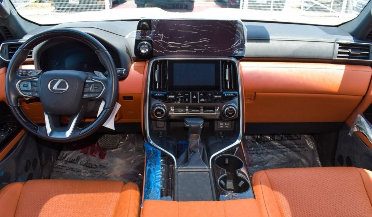 Lexus LX 600 3.5L  VIP  4 Seater