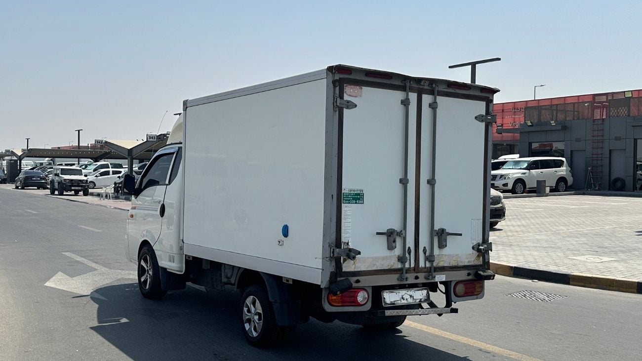 Hyundai Porter STD (NON GCC)