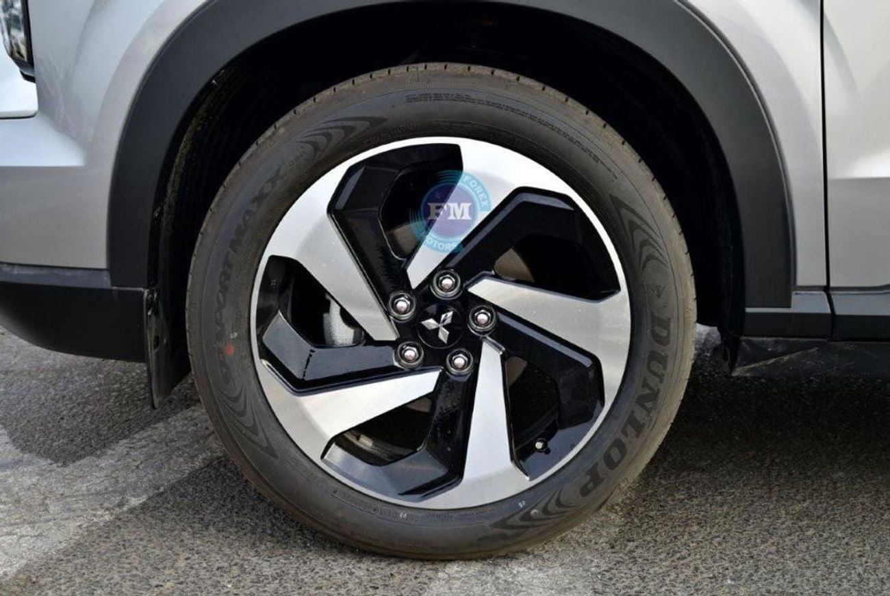ميتسوبيشي Xforce HL 1.5L Petrol 5 Seater Automatic