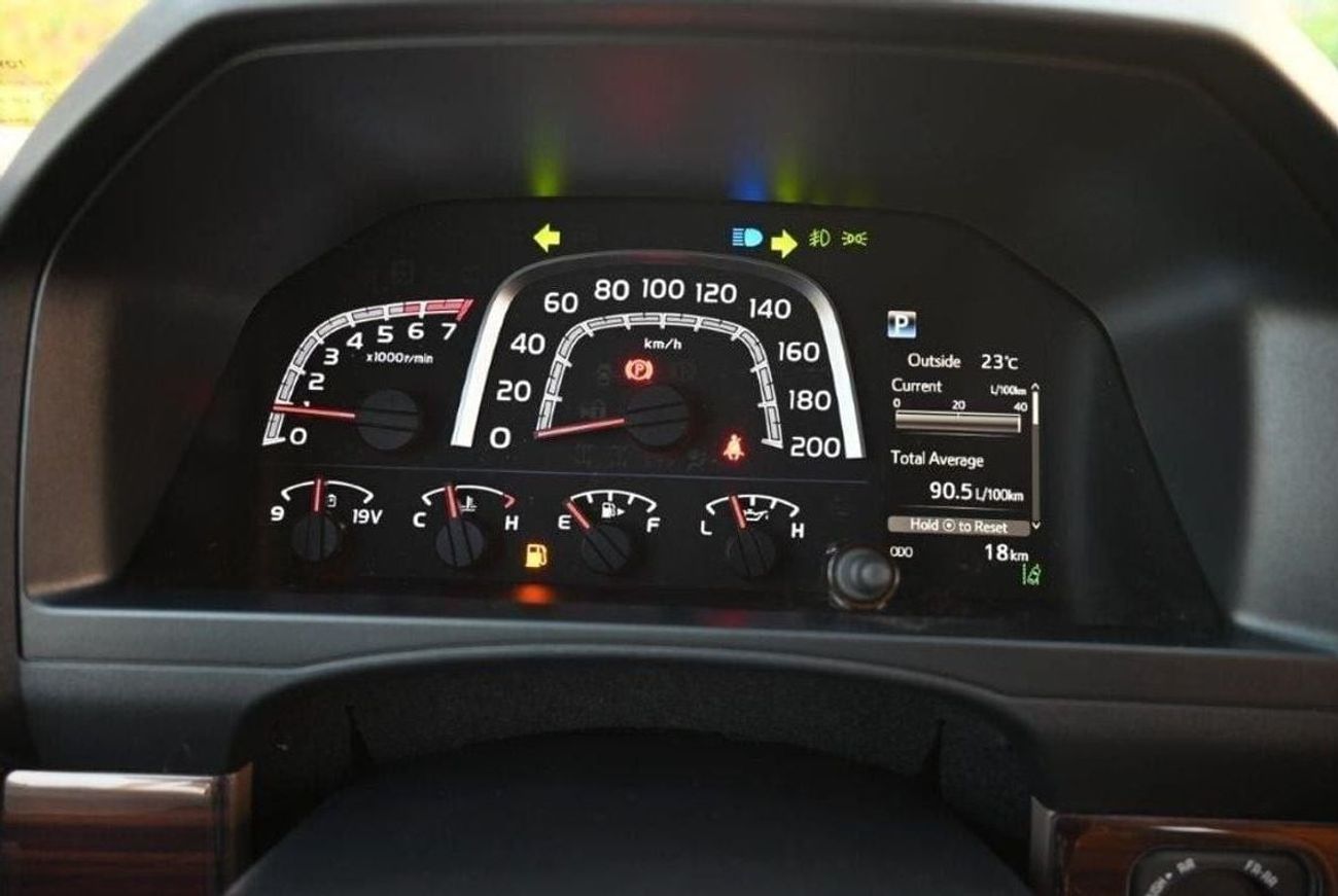 Toyota Land Cruiser 70 2025 TOYOTA LAND CRUISER 71 HARDTOP SDLX 4.0L PETROL 4WD AT