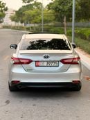 تويوتا كامري GLE HEV