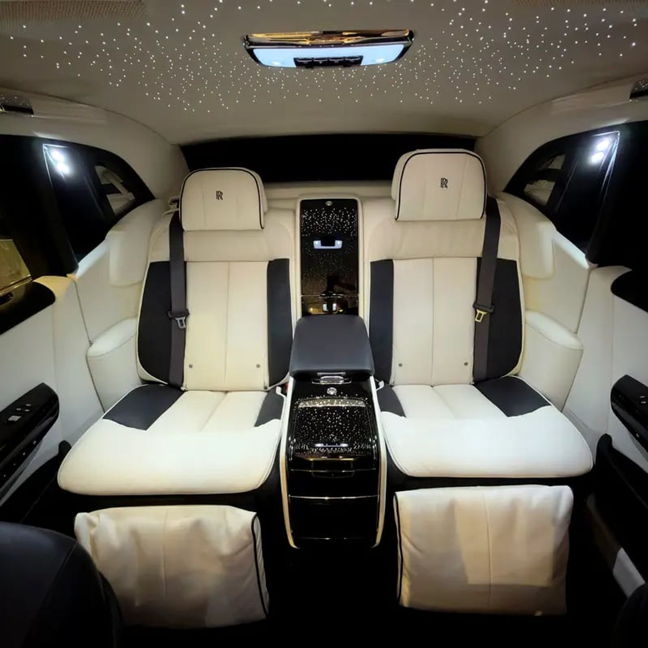 Rolls-Royce Phantom EWB GCC BRAND