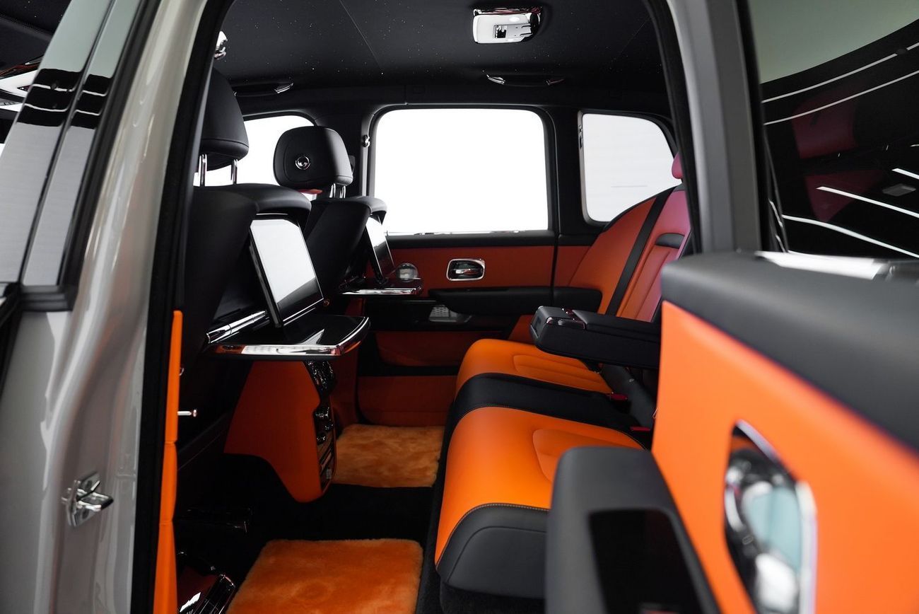 رولز رويس كولينان Rolls Royce Cullinan Black Badge