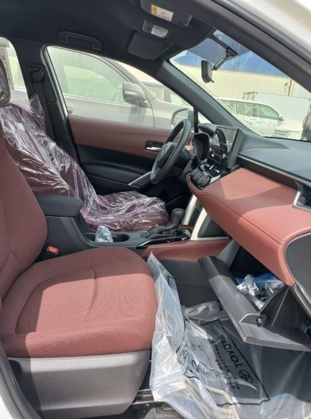 Toyota Corolla Cross 2025 TOYOTA COROLLA CROSS 1.8L Petrol Basic Option Automatic Zero KM