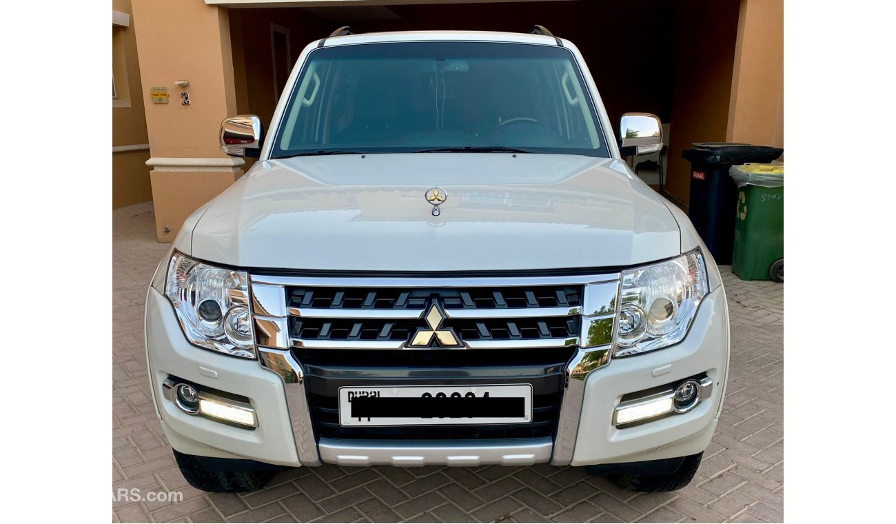 Mitsubishi Pajero GLS HIGHLINE IMMACULATE CONDITION 0501038827/0551398861