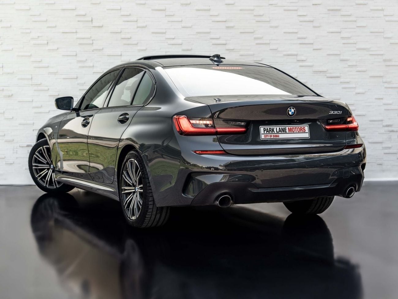 BMW 330i M SPORT