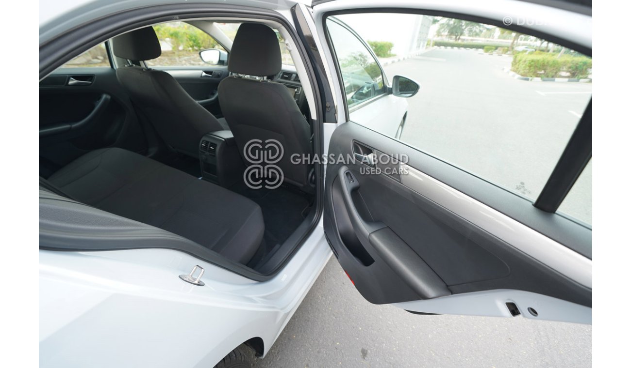 فولكس واجن جيتا JETTA(GCC SPECS) FOR SALE IN GOOD CONDITION WITH WARRANTY(Vehicle Code : 76179)