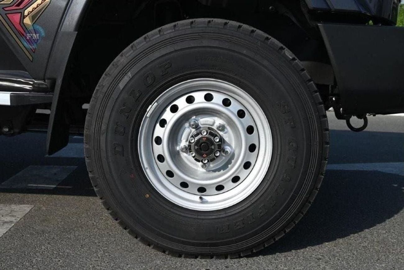 Toyota Land Cruiser Pick Up 79 Single Cab DLX 4.0L Petrol 4WD Automatic