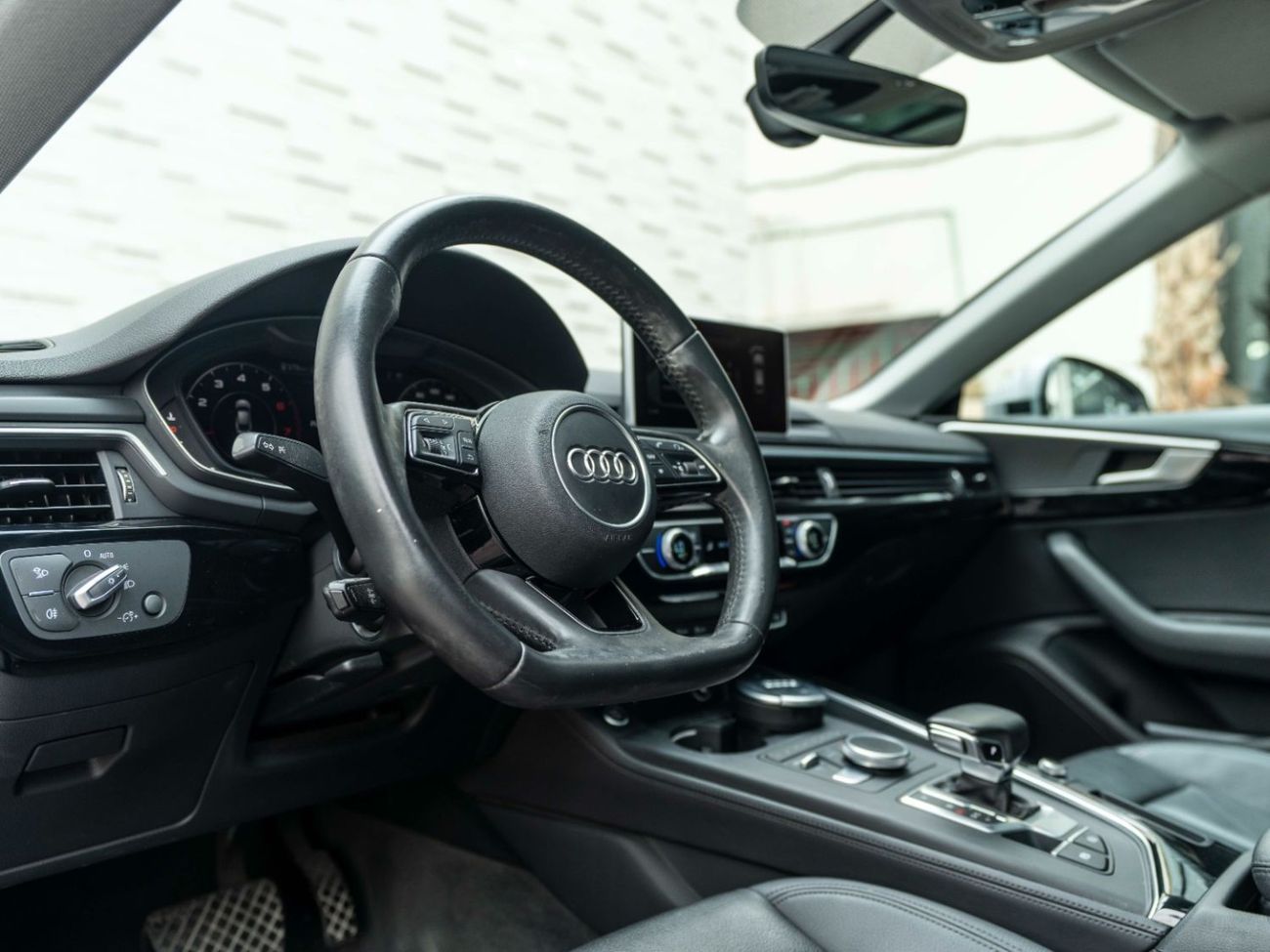 أودي A5 40 TFSI S Line 2.0L (190 HP)