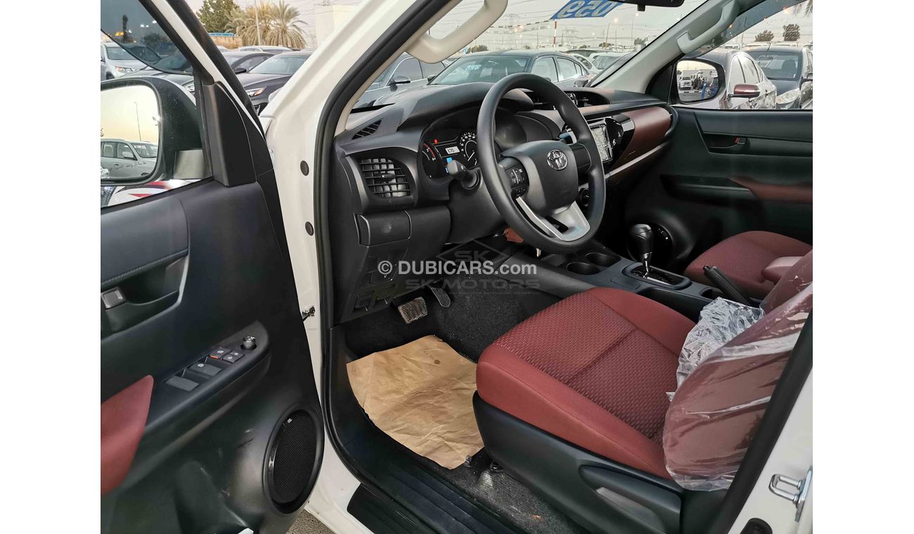Toyota Hilux 2.4L DIESEL, 17" TYRE, 4WD, TRACTION CONTROL, XENON HEADLIGHTS (CODE # THBS02)