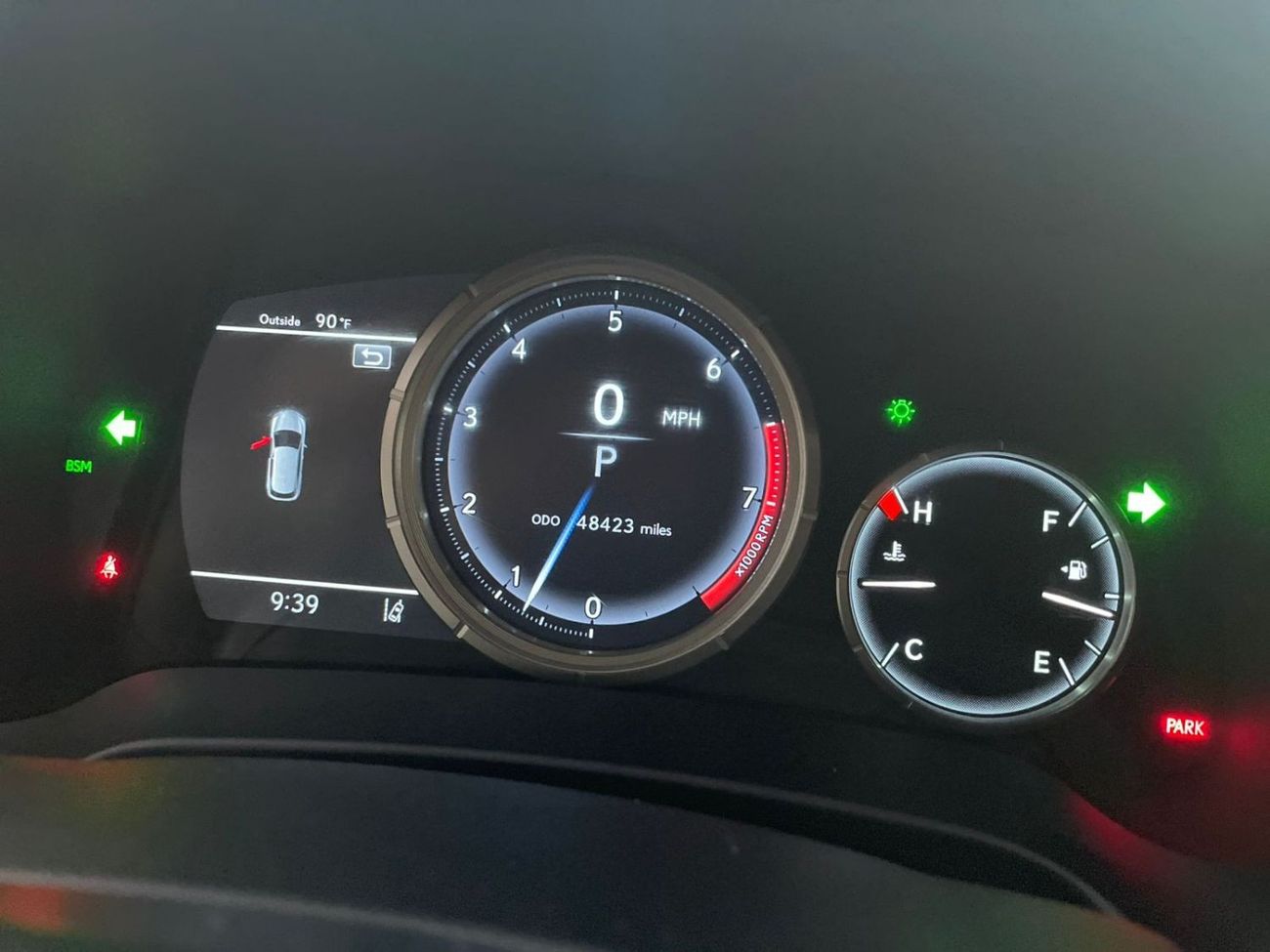 Lexus RX350 2020 Lexus RX350 F Sports Full Option - Specially Customized Without Sunroof - 4x4 AWD 3.5L V6 - Rad