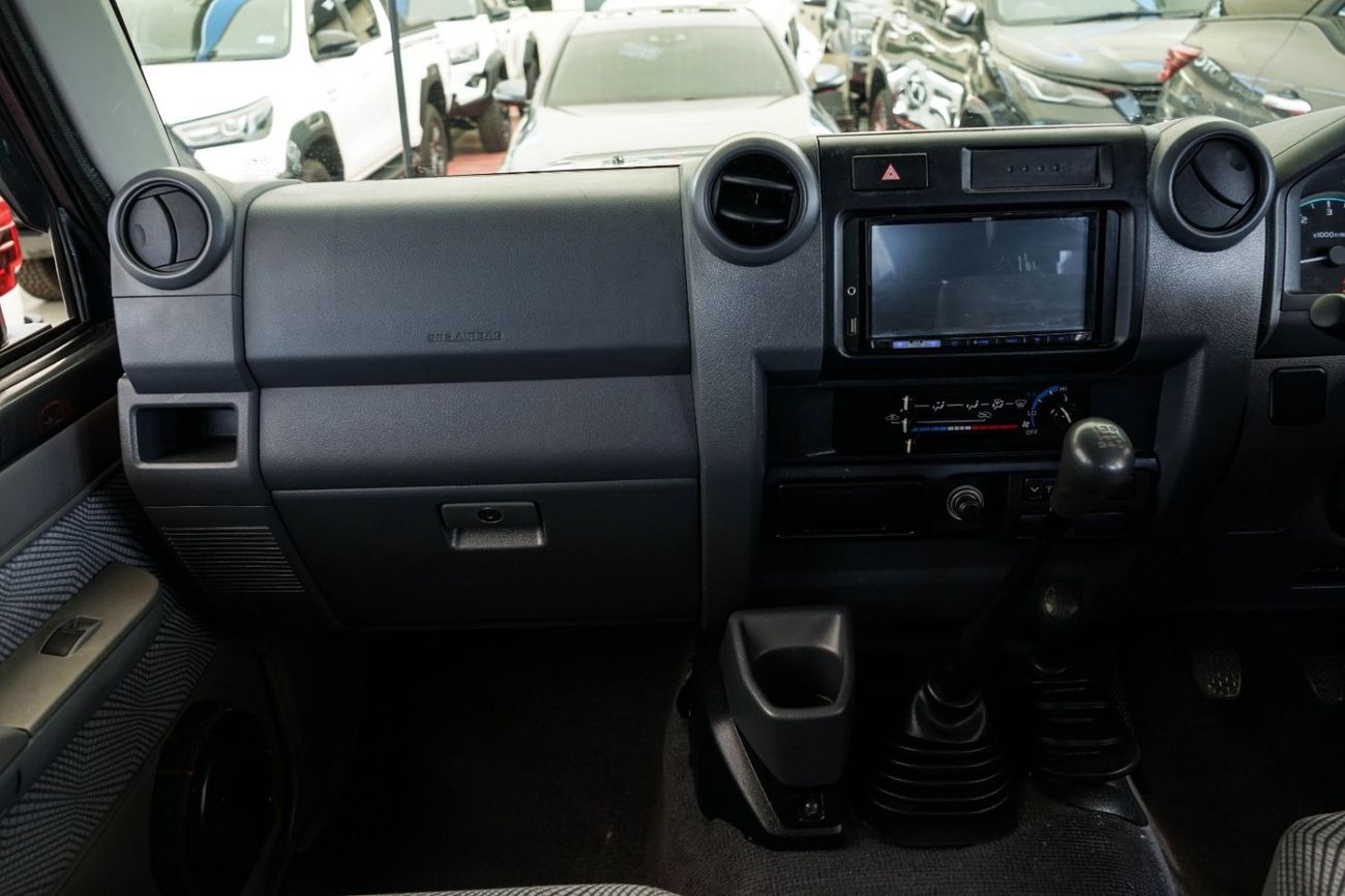 Toyota Land Cruiser 70 Std 4.5L RHD 1VD-FTV V8 Diesel Engine Manual Gear 4WD 5 seats extensible 5doors