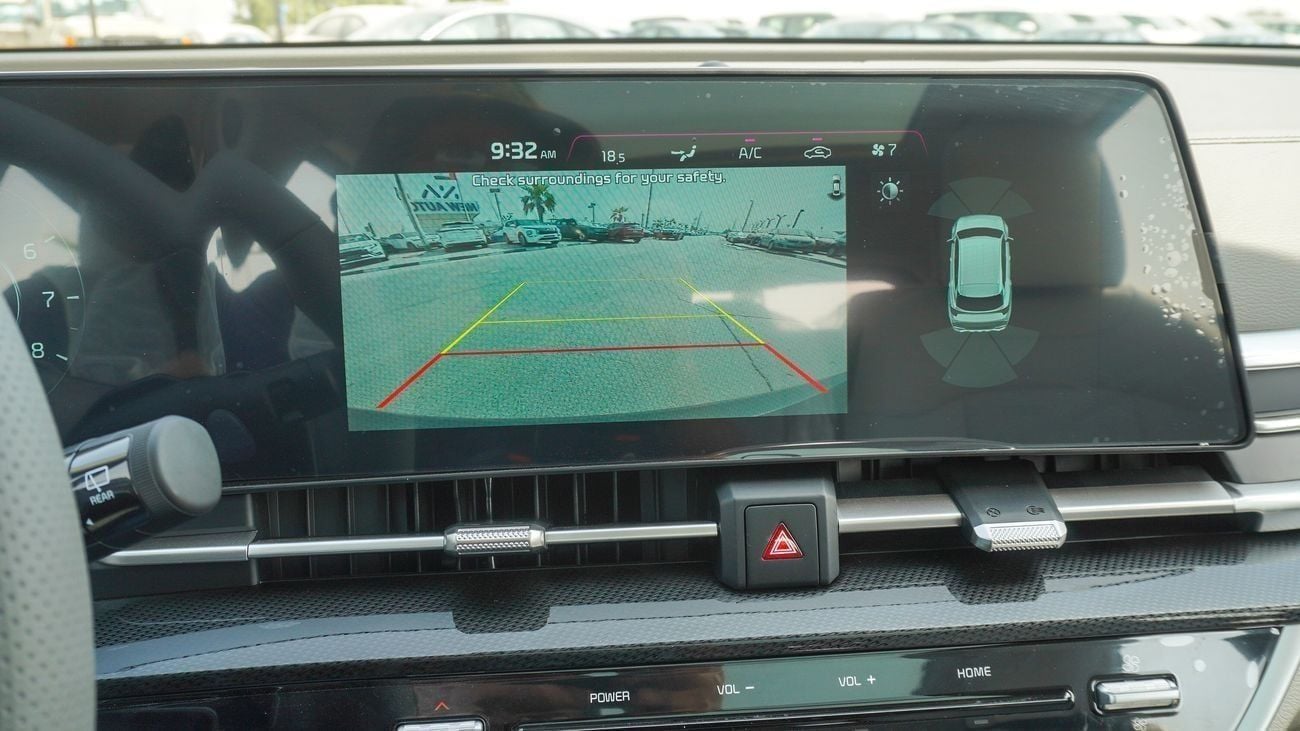 Kia Sportage Brand New Kia Sportage 2025 Export 1.5L 2WD Petrol|White/Gray|N-KIA-SPO-2WD-25|