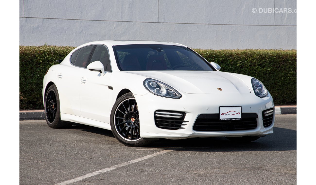 Porsche Panamera ASSIST AND FACILITY IN DOWN PAYMENT - 4990 AED/MONTHLY - 1 YEAR WARRANTY UNLIMITED KM AVAILABLE