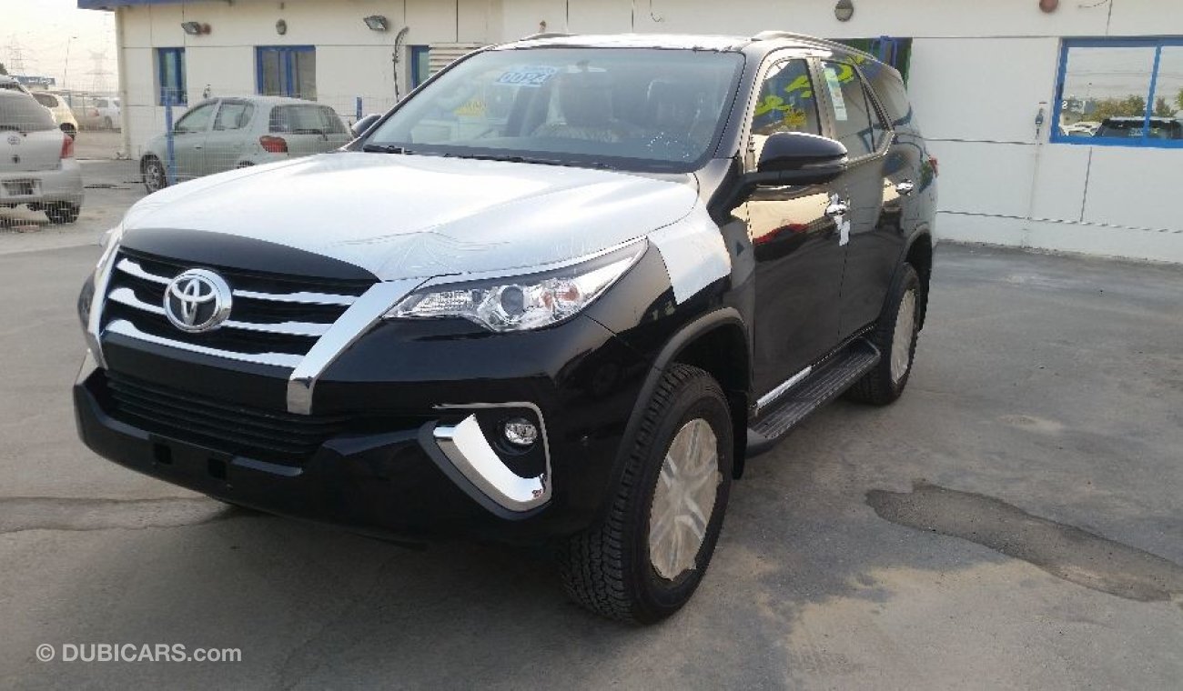 Toyota Fortuner 2020 leather seat, Navigation DVD front & Rear Camera