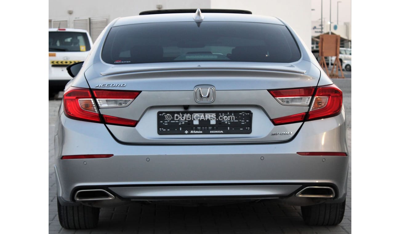 هوندا أكورد هوندا أكورد 2018 خليجي فل اوبشن بحالة ممتازة بدون صبغ بدون حوادث نظيفه جدا من الداخل والخارج