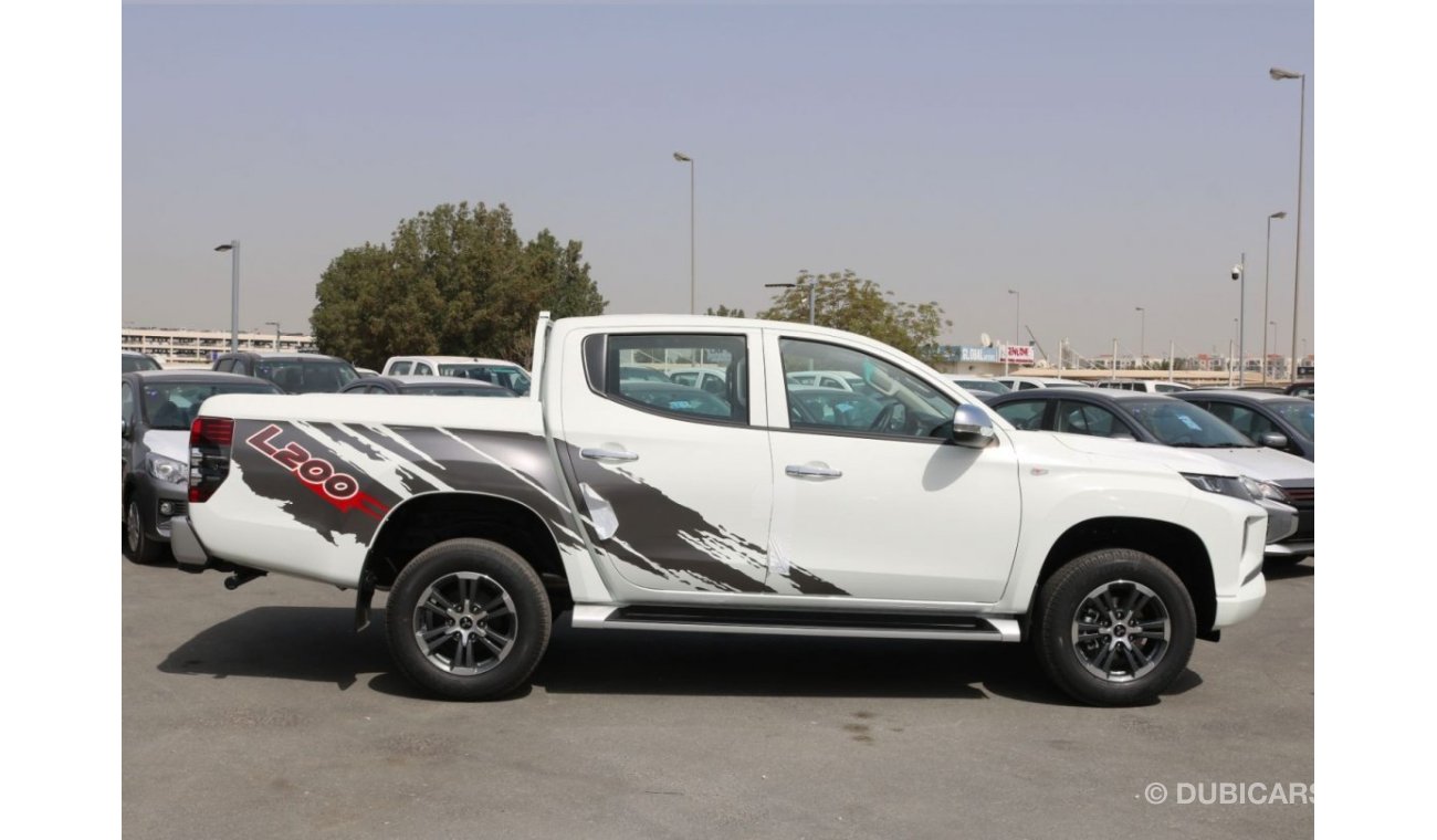 ميتسوبيشي L200 2022 | BRAND NEW L200 FULL OPTION - 4X4 PETROL - DOUBLE CABIN PICKUP, MANUAL TRANSMISSION - EXPORT O