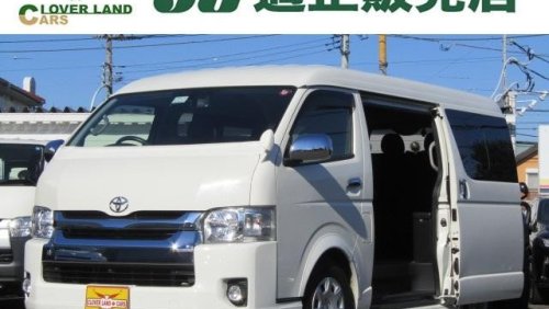 Toyota Hiace TRH214W