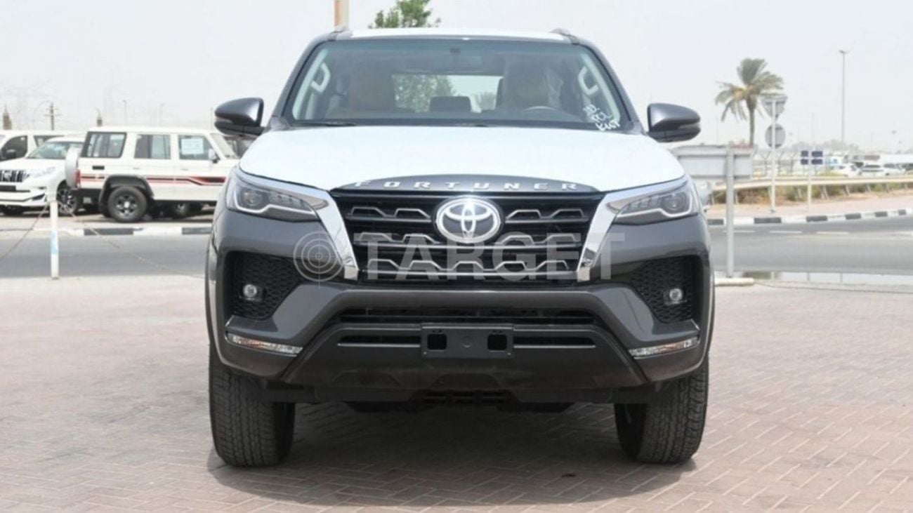 تويوتا فورتونر EXR Toyota Fortuner 2.4L Diesel AT 4X4 2024