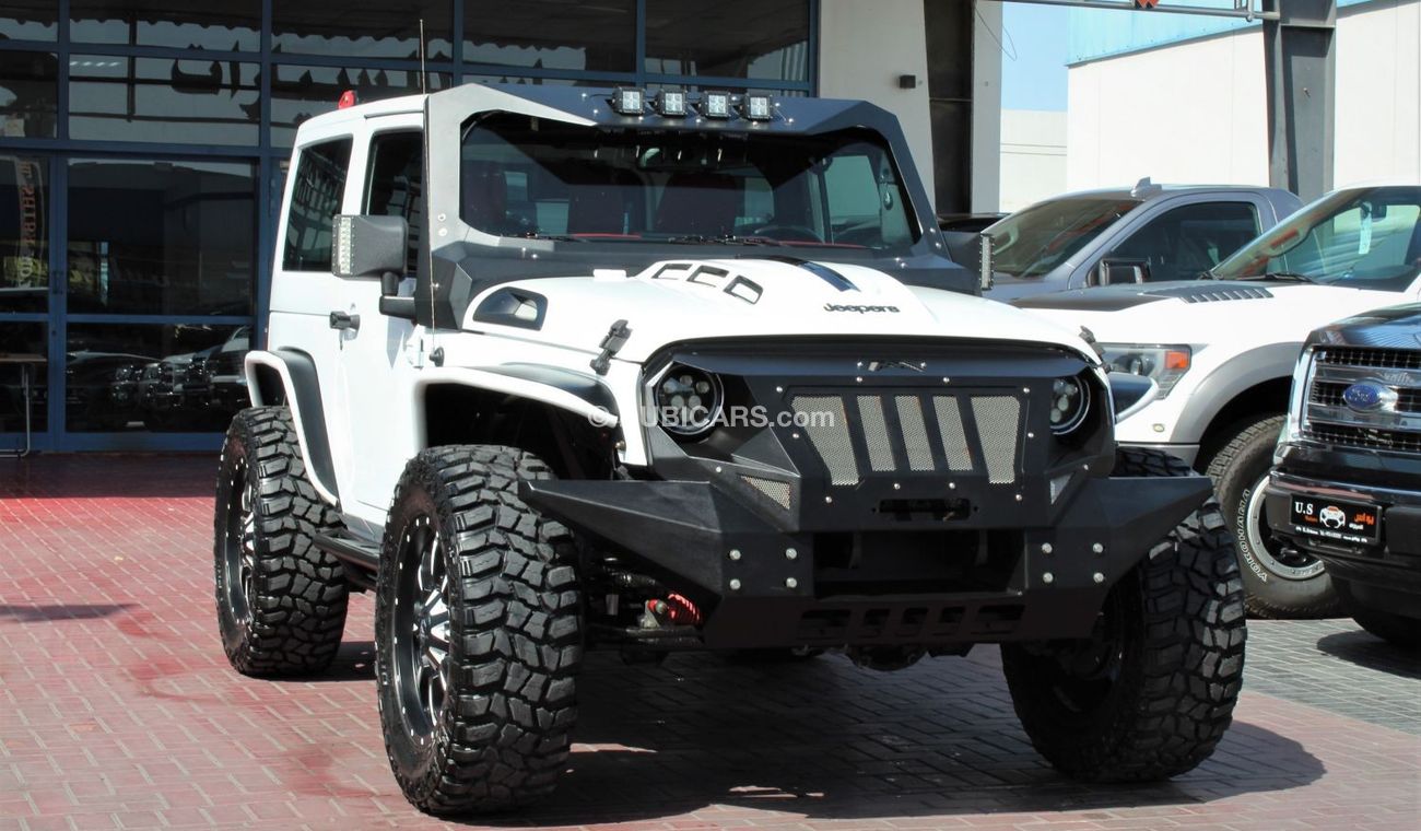 Jeep Wrangler Mountain Ranger LIFTED AND MODIFIED