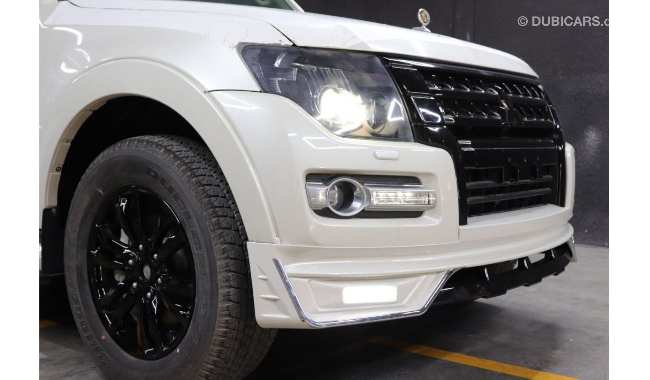 Mitsubishi Pajero MITSIBISHI PAJERO GLS WITH EXCLUSIVE BODY KIT & BLACK EDITION - BODY KIT ONLY