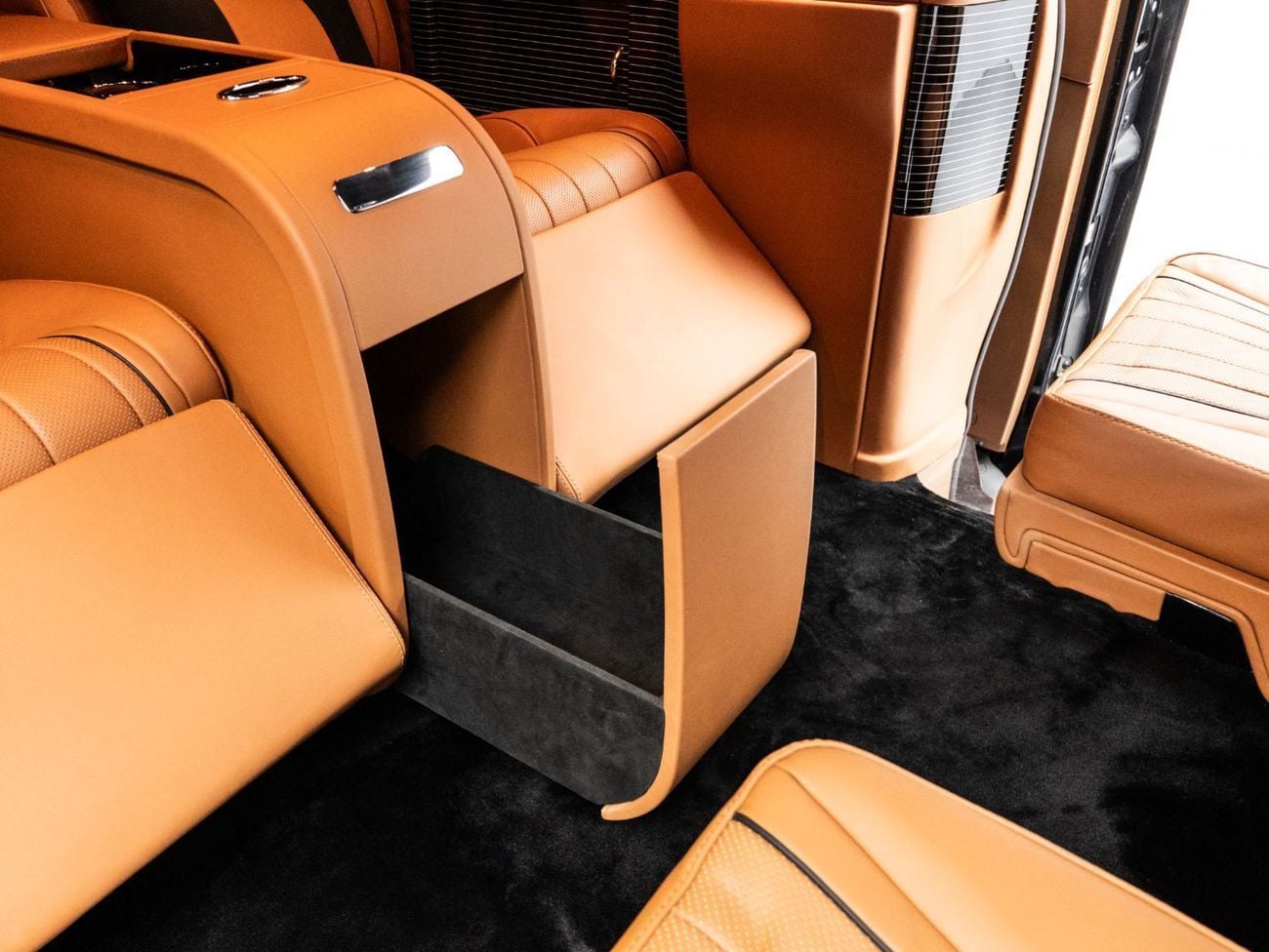 مرسيدس بنز V 300 SUMMER STARTS NOW | EXCLUSIVE DEAL BY BLACKLINE, 2025 Mercedes V300 By Scuderia Motor Design