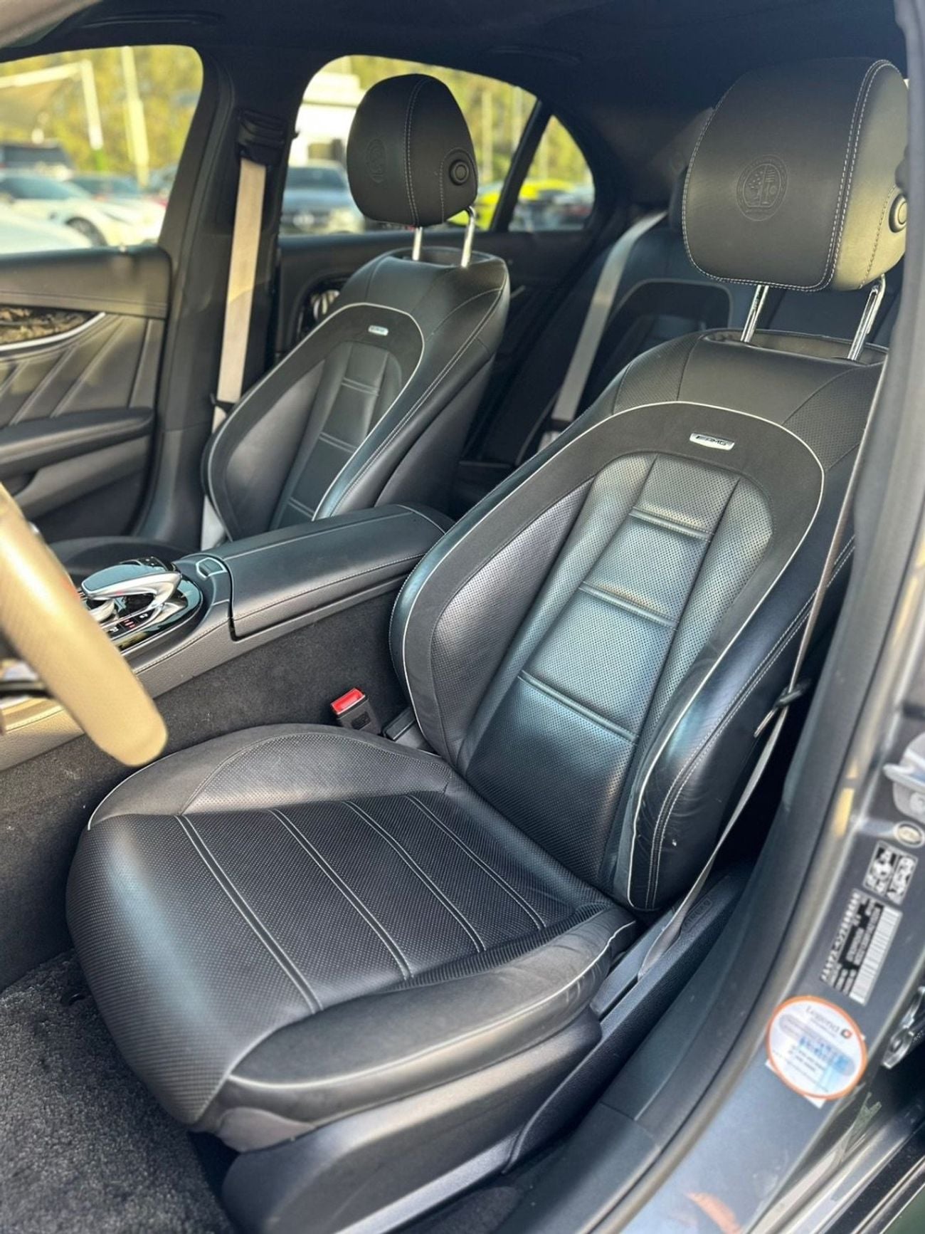 Mercedes Benz E63 AMG Std 5.5L