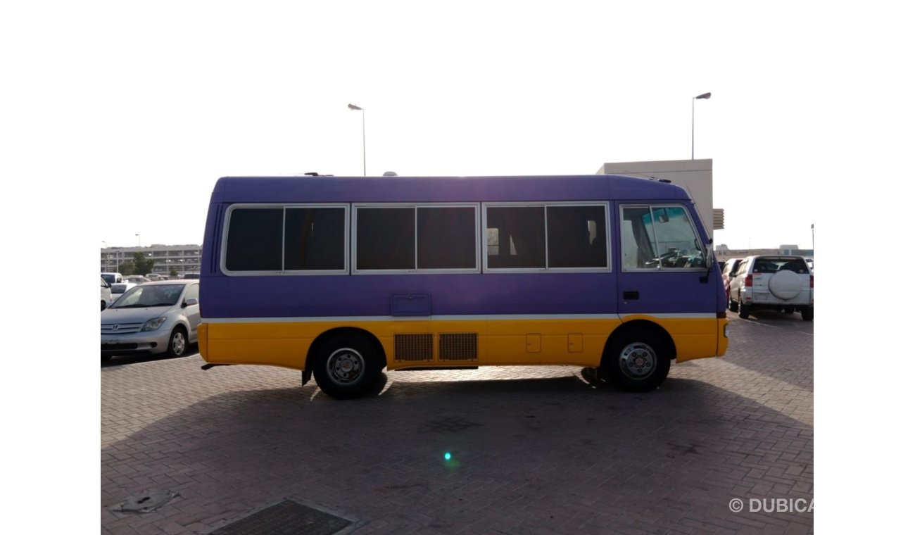 ميتسوبيشي روزا MITSUBISHI FUSO BUS RIGHT HAND DRIVE (PM1300)