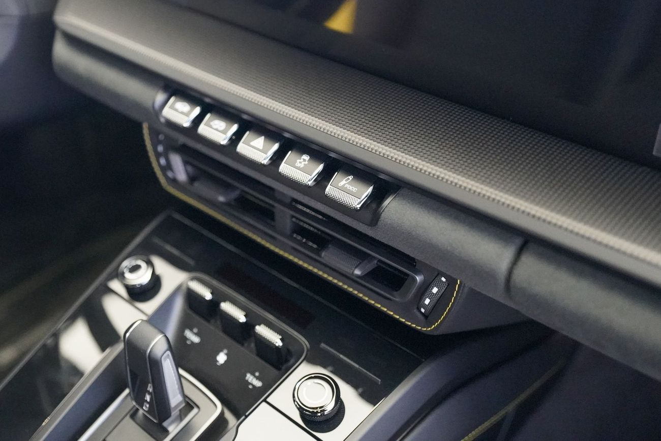 Porsche 911 Dakar 3.0L (475 HP) Coupe