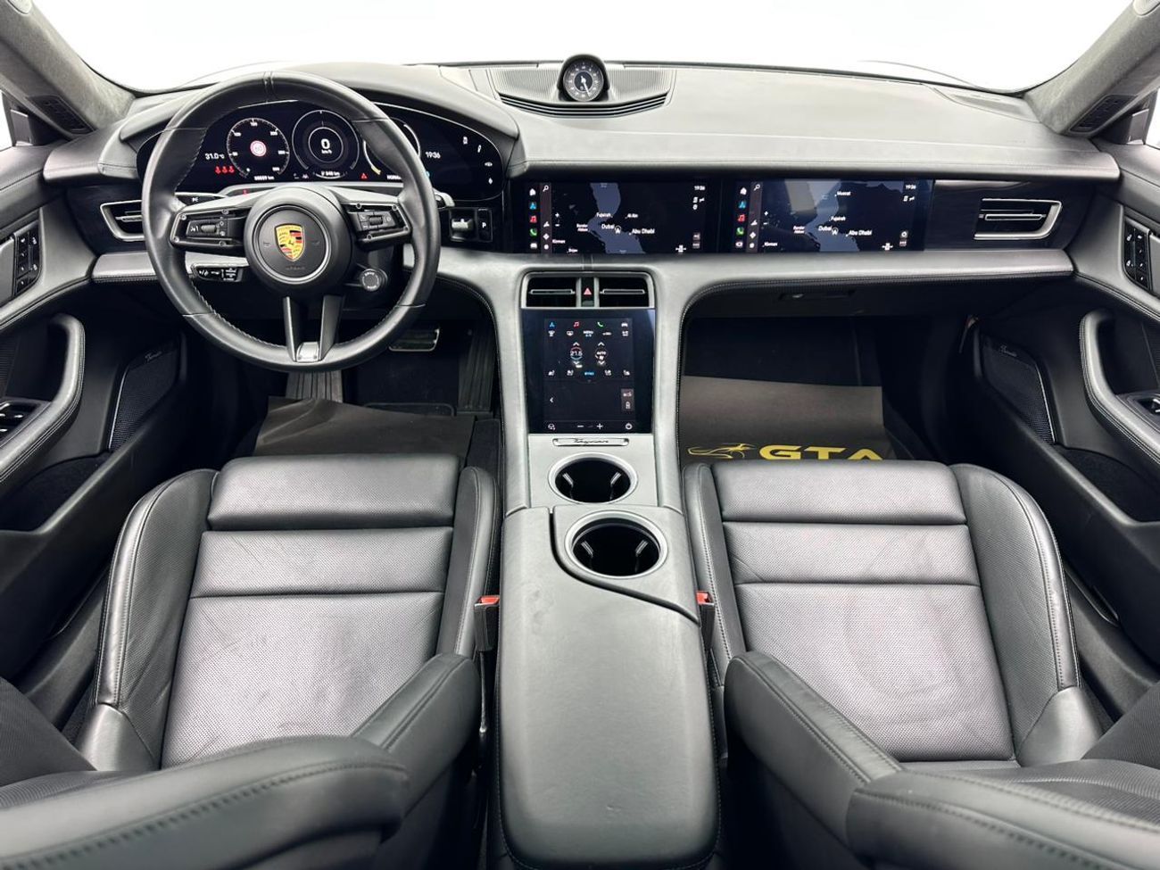 بورش تايكان 2021 Porsche Taycan Turbo S, 1 Year Unlimited Km Warranty, Full Service History, Excellent Condition