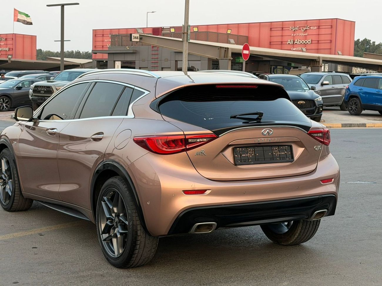 إنفينيتي Q 30 بحاله ممتازة من الداخل و الخارج