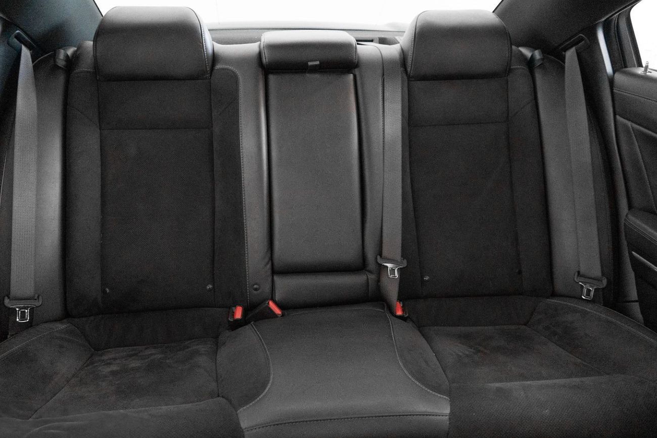 Dodge Charger SRT 392