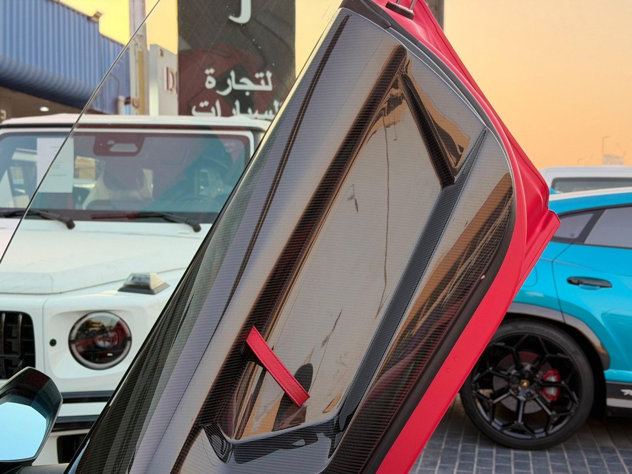 لامبورغيني أفينتادور SVJ 6.5L V12