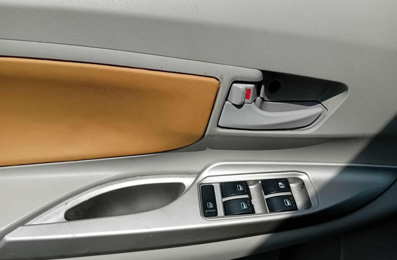 تويوتا أفانزا تويتا أفانزا 2020 خليجى بحاله ممتازه ممشى 143000كم بمحرك 1500 سى سى بسعر 32000درهم